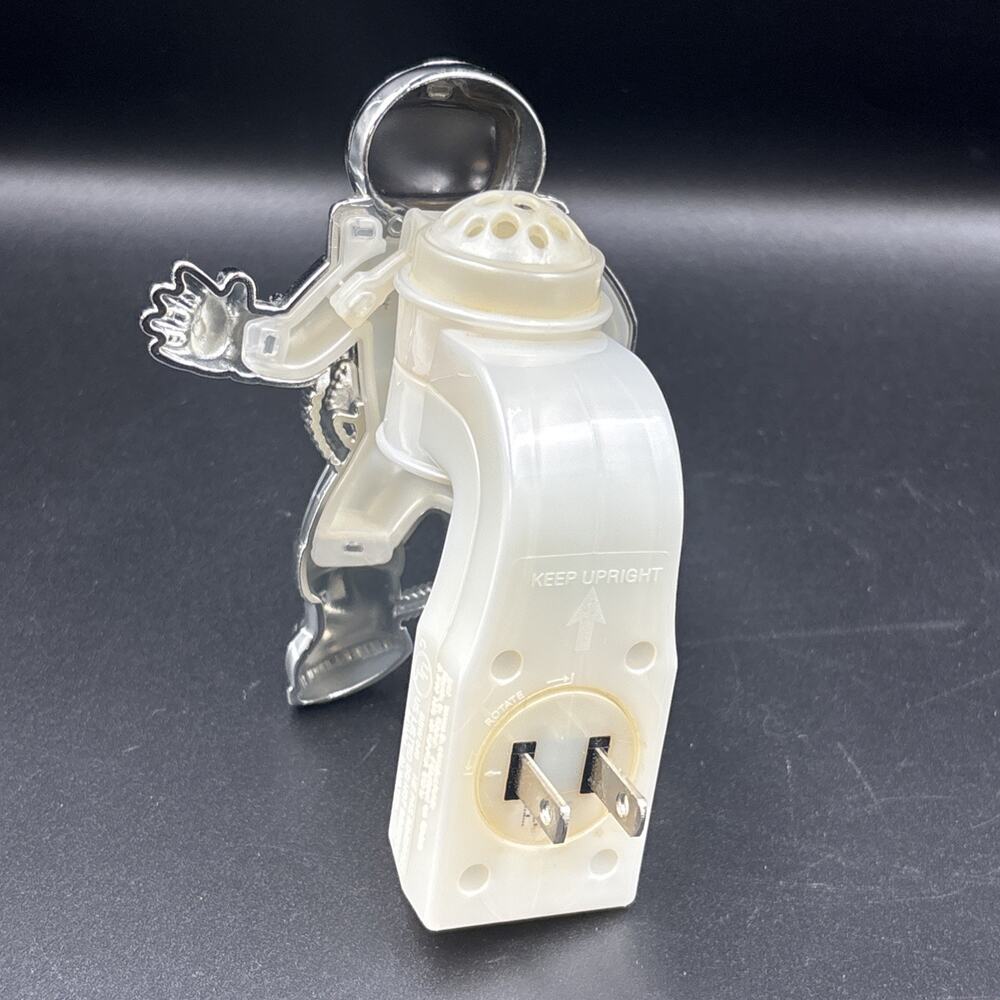U.S. Astronaut Wallflower NightLight Space Suit Bath & Body Works Plug In - Picture 3 of 6